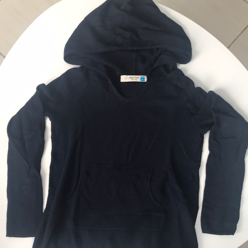 Lightweight Hooded Sweater